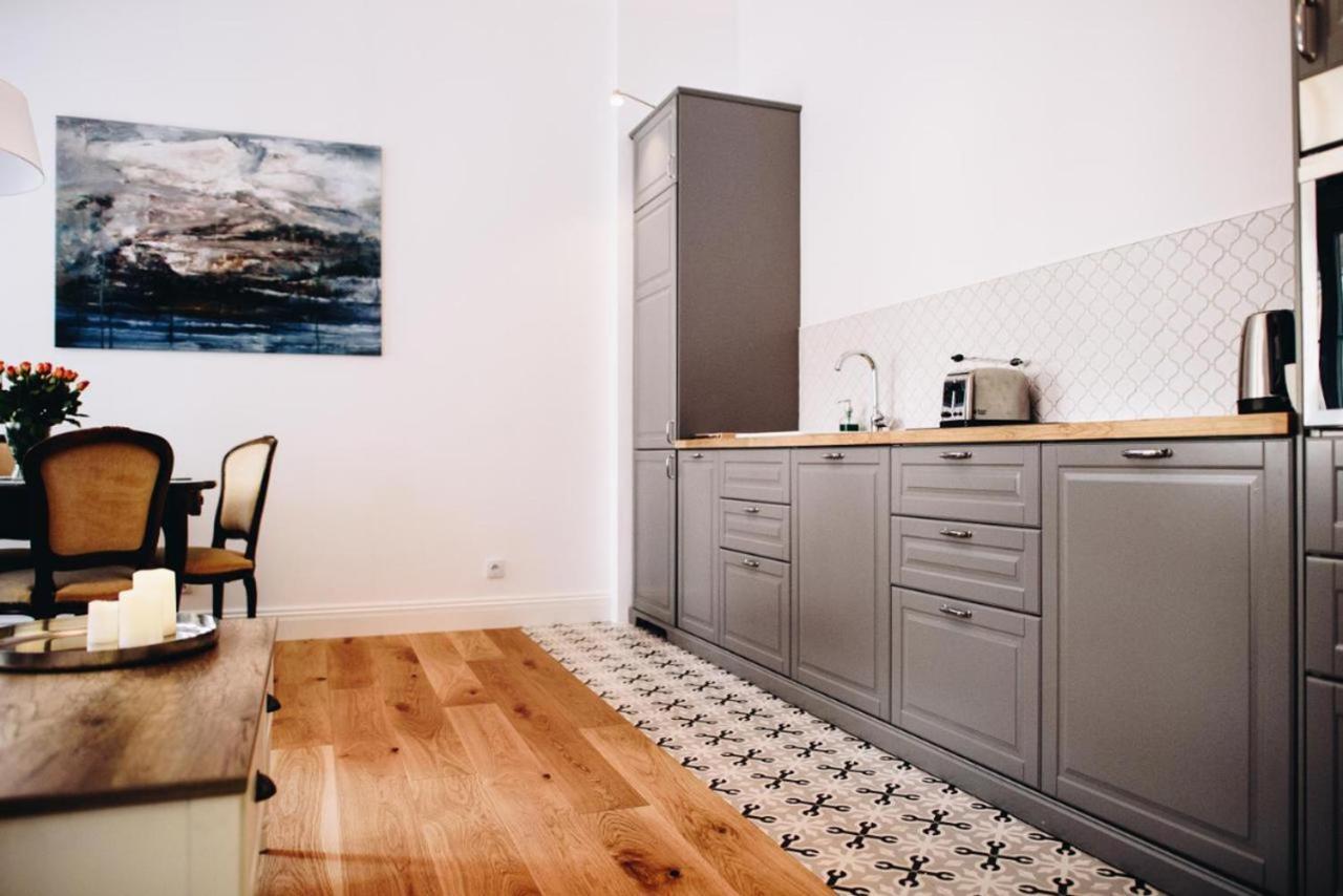 1St Floor Apartment Torun Bagian luar foto
